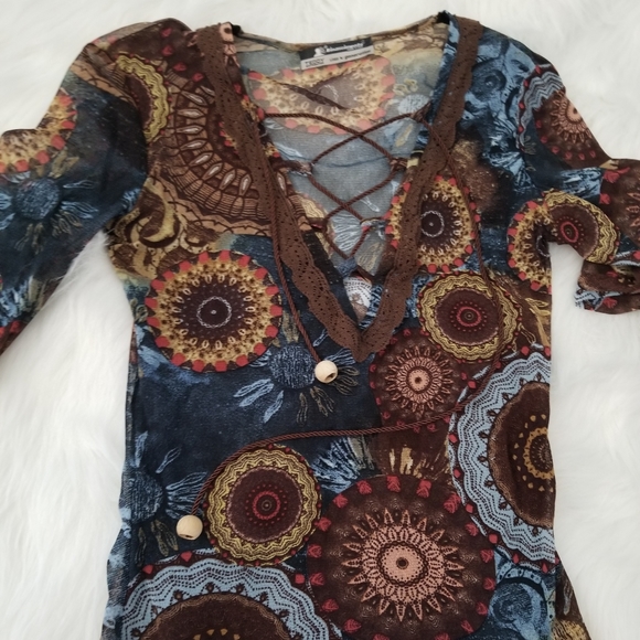 Top - Picture 2 of 5